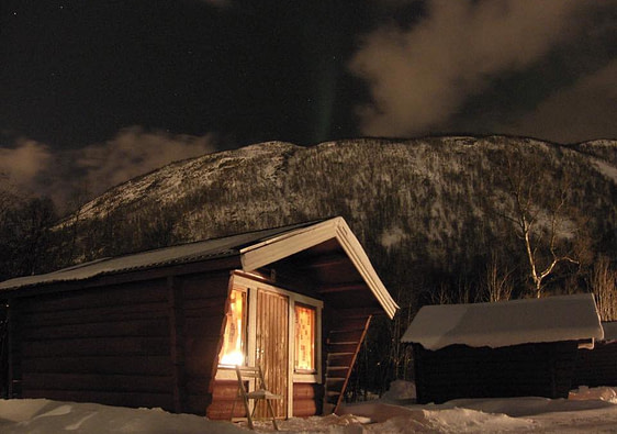 Norvegia, aurora boreale sopra il cielo di Tromsø