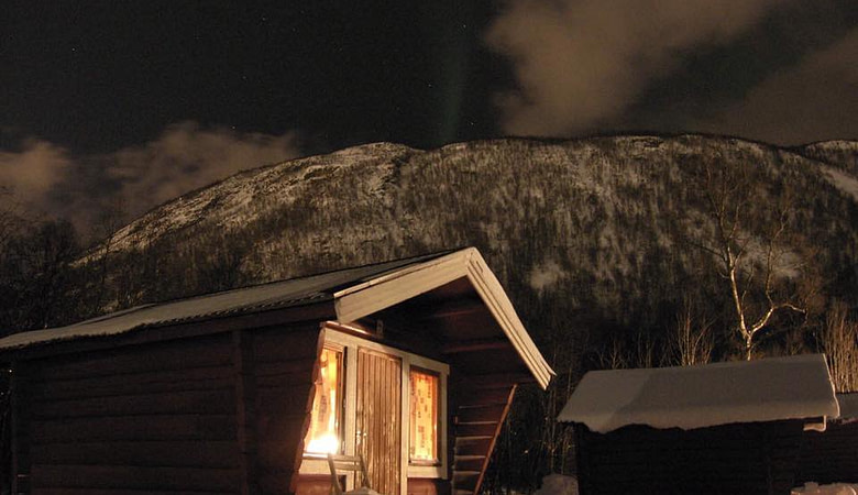 Norvegia, aurora boreale sopra il cielo di Tromsø